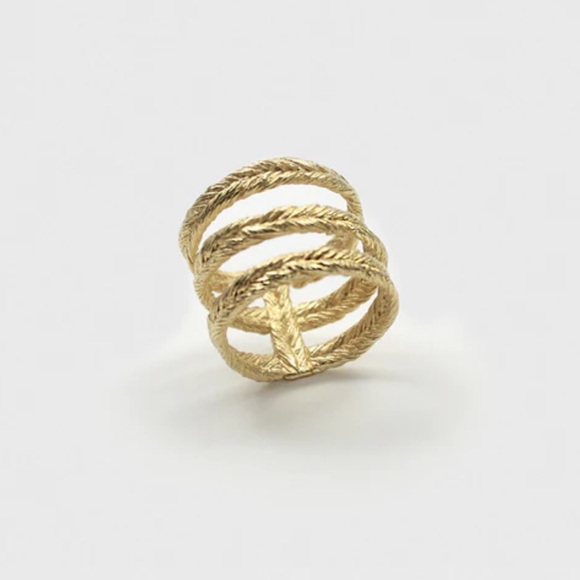 Merewif gold plated brass ring. Size 8 - Picture 5 of 5